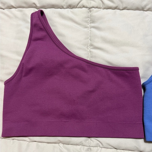 2 Set Active bras - Picture 2 of 9